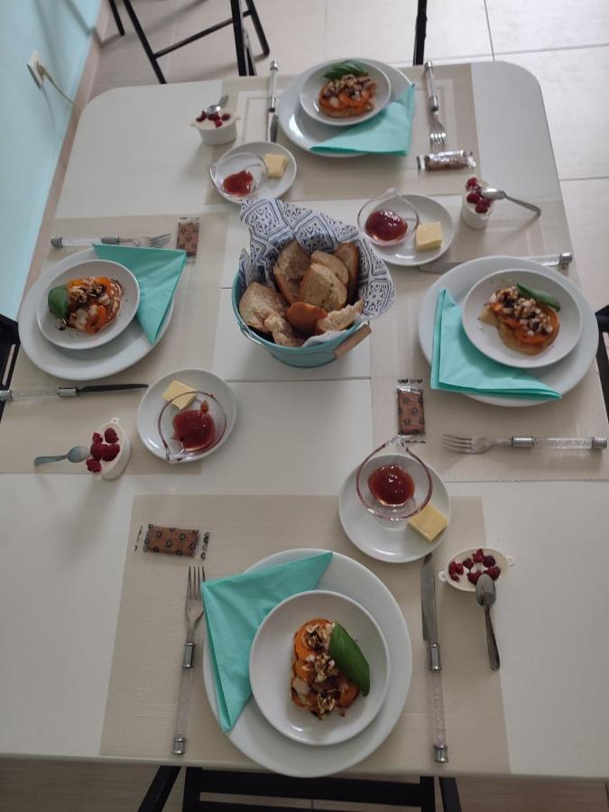 La Turquoise Bed & Breakfast คานส์ ภายนอก รูปภาพ
